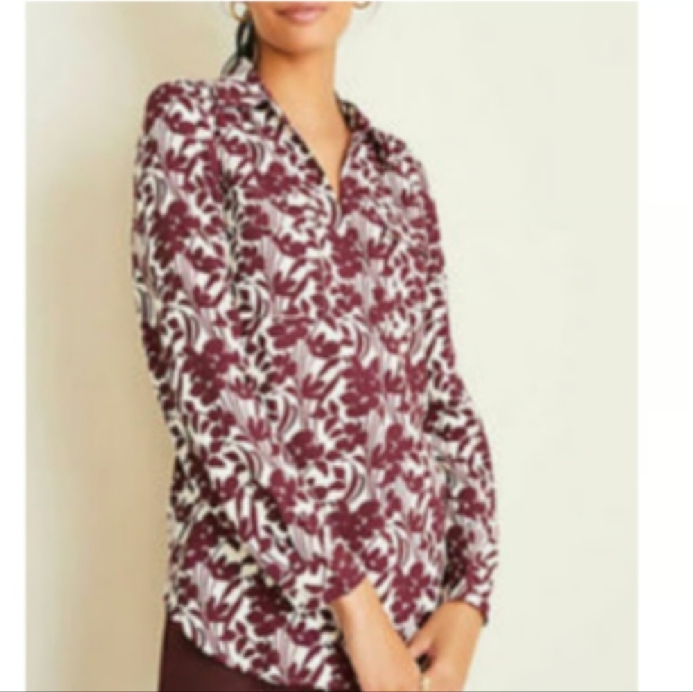 ANN TAYLOR WEEKEND FLORAL PULLOVER TOP SIZE SMALL